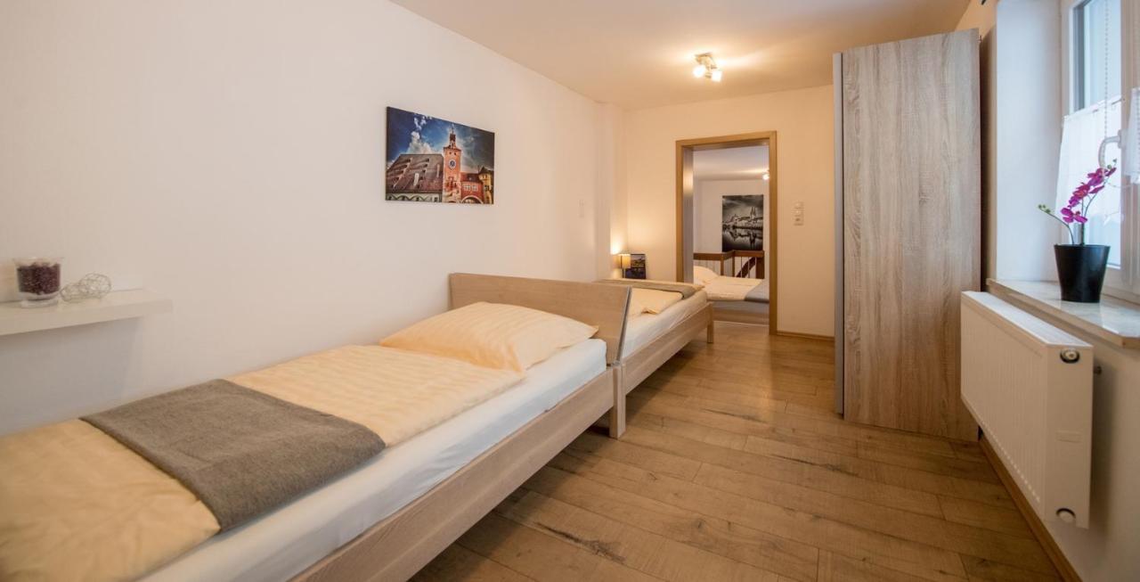 Ferienwohnungen Schmid Regensburg Exterior foto